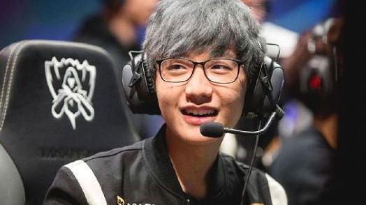 缺少了他的
