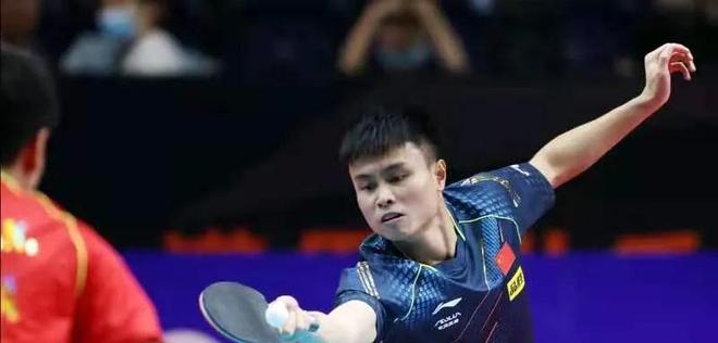 在加入曼联 在加入曼联