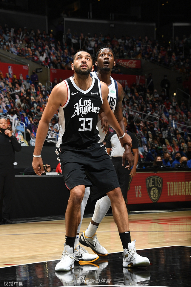 赛场风向随 赛场风向随